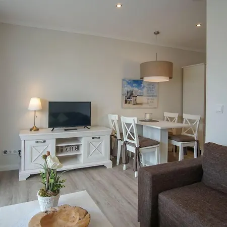 Strandhotel-heiligenhafen-wohnung-207-kaeptn-s-cabin-typ-iii 4*